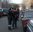 . Инспекторы ДПС обращают внимание водителей на соблюдение правил. Фото Владимира Коцюбы-Белых - Revda-Novosti.Ru